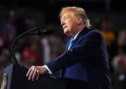Trump acusa a Zelenski de no querer poner fin a la guerra con Rusia
