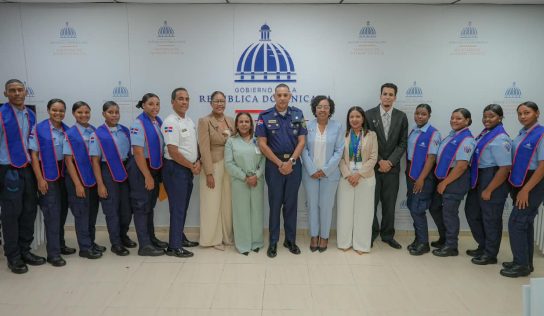 Interior y Policía capacita a 60 jóvenes de la Policía Auxiliar como mediadores de conflictos
