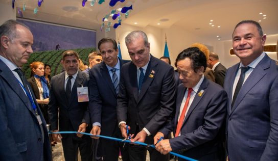 Presidente Abinader inaugura salón dominicano en la FAO y reafirma compromiso con la lucha contra el hambre