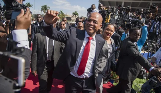 Michel Martelly oficializa candidatura presidencial en Haití pese a sanciones de EE. UU. y la UE