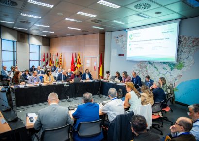 Indrhi expone avances y retos de RD en gestión del agua durante conferencia iberoamericana en España