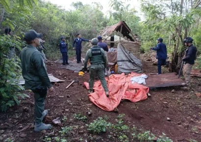 SENPA detiene a 23 haitianos y desmantela 15 casuchas en el Parque Nacional Sierra de Bahoruco