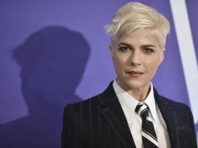 Selma Blair investigada tras incidente en vuelo de Delta