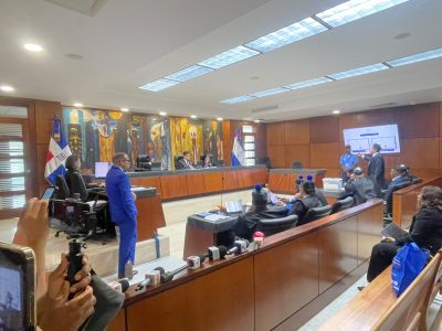 Exfiscal Aurelio Valdez irá a juicio por soborno
