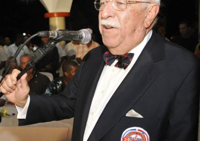 Salón de la Fama Latino crea Premio Don Roberto Weill