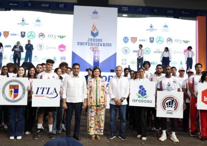 Raquel Peña y Kelvin Cruz inauguran Juegos Universitarios 2026