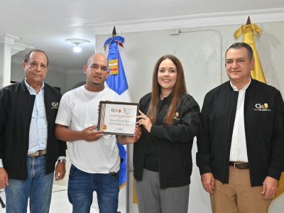 JCE entrega más de 4 millones de nuevas cédulas y fija plazo hasta abril de 2027