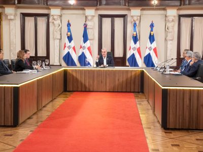 Abinader asegura que deuda pública no aumentará en 2026