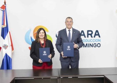 Cámara Santo Domingo y Clúster Turístico sellan alianza por desarrollo sostenible