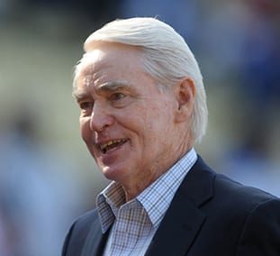 Fallece Fred Claire, arquitecto del título de 1988 de los Dodgers