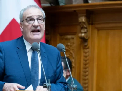 Presidente de Suiza, Guy Parmelin, anuncia que dejará el Gobierno federal el próximo 31 de diciembre