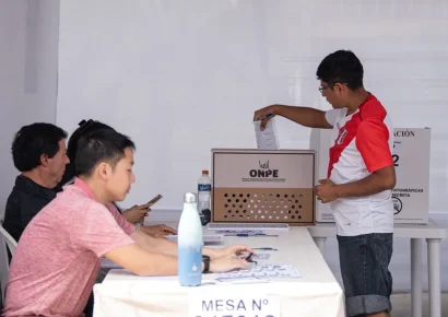 Perú fija para el 6 de diciembre la segunda vuelta de las elecciones regionales