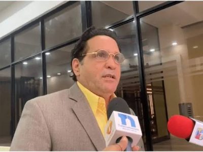 Diputado Elpidio Infante recula negando renuncia de equipo David Collado
