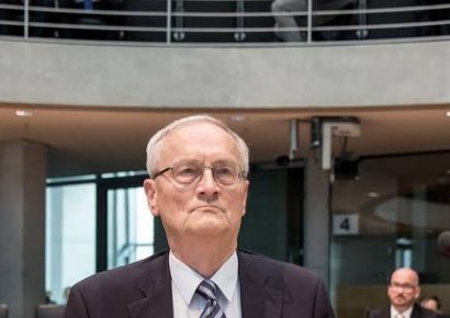 Exjefe del espionaje alemán queda en prisión preventiva por presunta traición