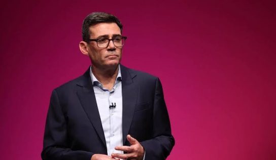 Burnham dice que es «muy probable» que Irán coordinara el presunto plan contra la base británica de Fairford