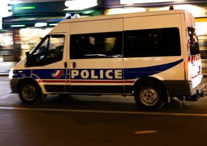 Un fallecido y cuatro heridos en varios tiroteos cometidos por un hombre cerca de París