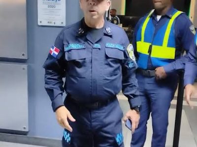Policía investiga robo en residencia del actor Kenny Grullón