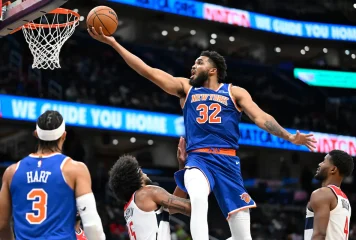 Karl-Anthony Towns brilla con 22 puntos, pero Knicks caen ante los 76ers de LeBron